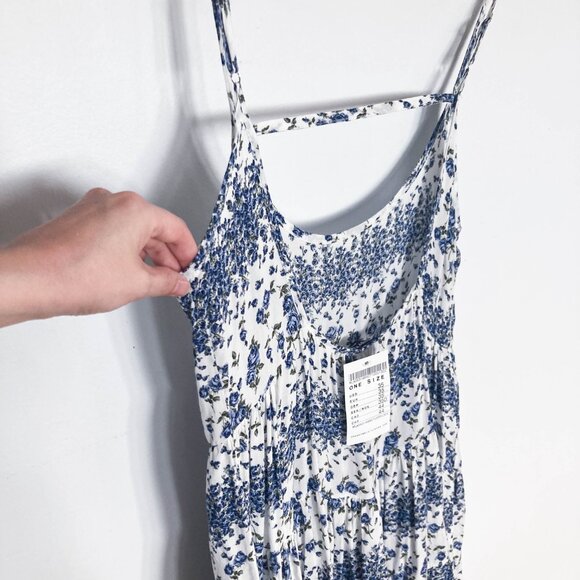 Brandy Melville Blue Floral Jada Dress - Picture 2 of 9